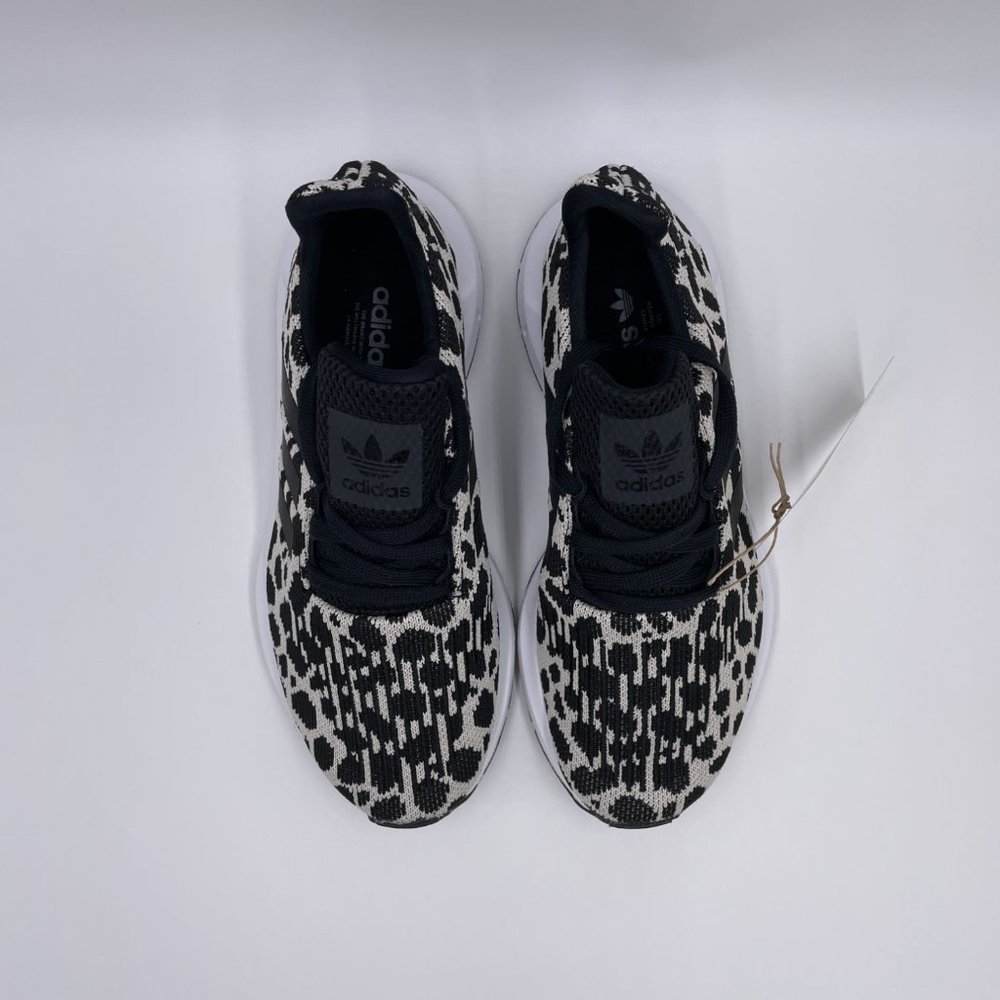 Adidas Swift Run Black / White Womens Shoes - Picture 5 of 8
